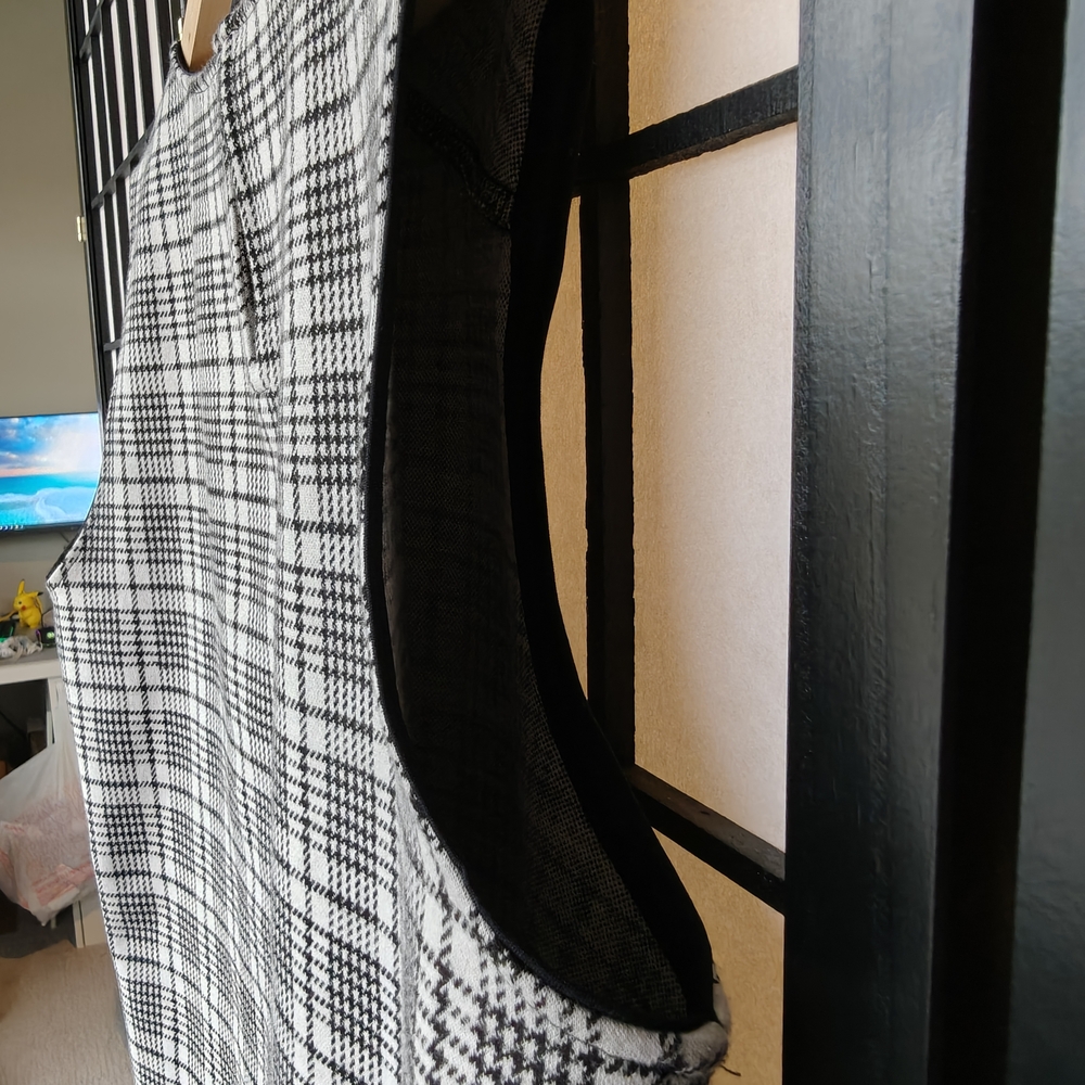 Ann Taylor Plaid Sleeveless Top Black White Large Business Casual - Picture 8 of 9